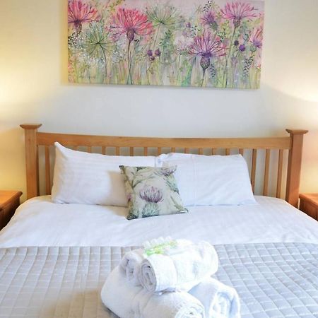 Altido Castle Terrace 3 Bedroom Apartment - Old Town Edinburg Exteriör bild
